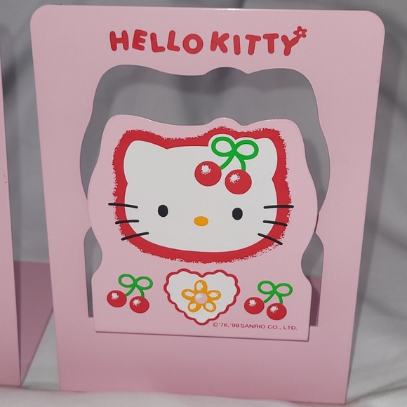 Sanrio 1998 Hello Kitty Cherry Bookends - Picture 5 of 6